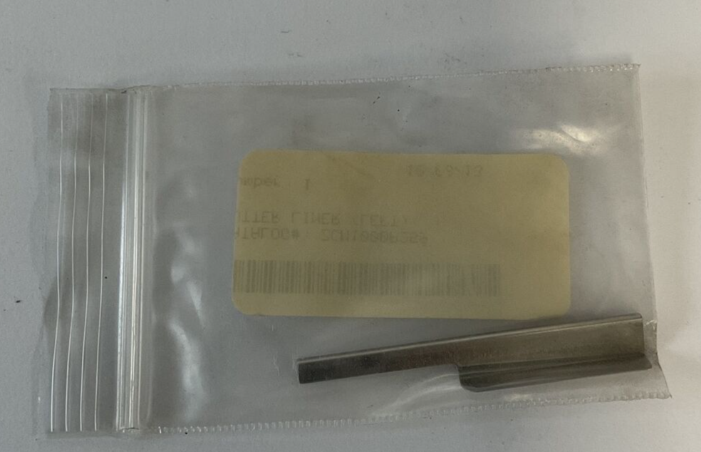 ZCM1000P258 CUTTER LINER (LEFT) ***LOTOF20***3