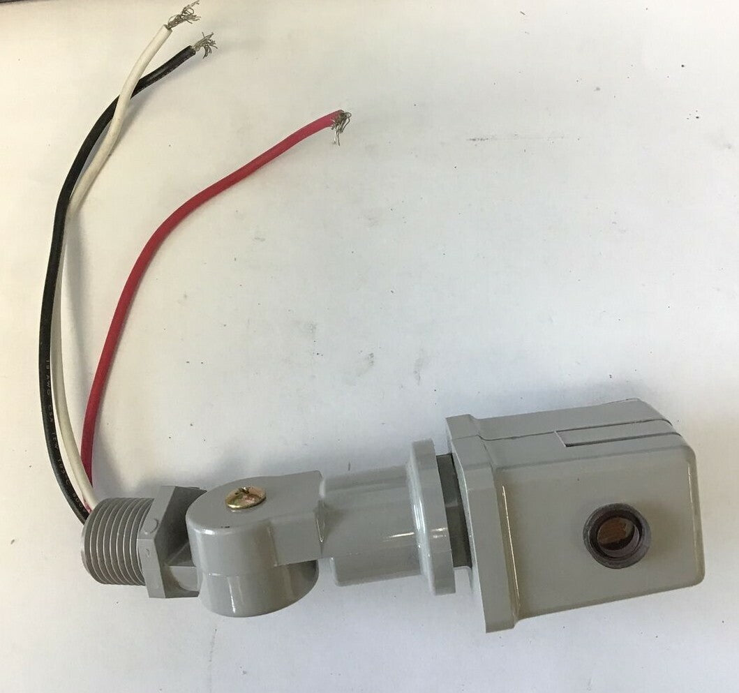 INTERMATIC K4233 PHOTO CONTROL STEM MOUNT WITH SWIVEL 277V 15A 5