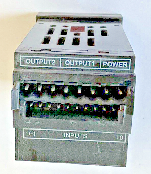 OMEGA DPI16 TEMPERATURE PROCESS CONTROLLER 240VAC 4W 400HZ6