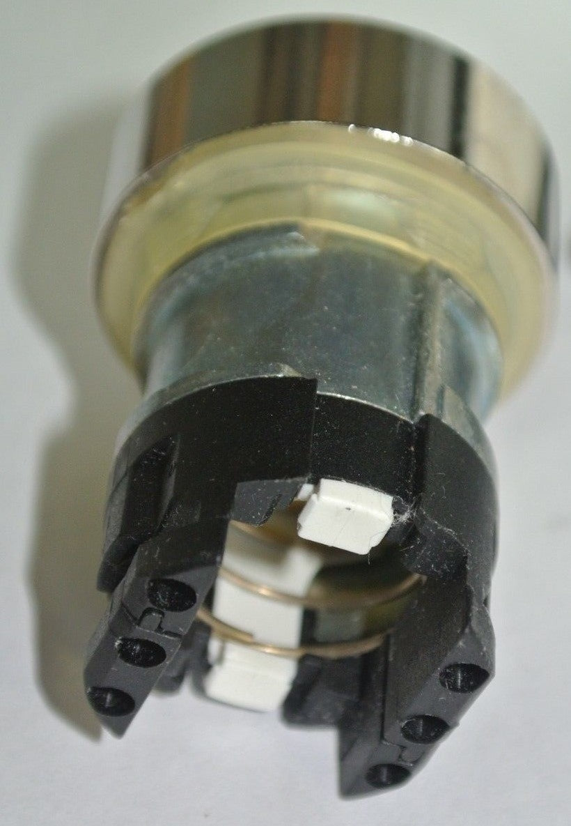 SIEMENS 3SB3501-0AA01 - PUSH BUTTON, ILLUMINATED, AMBER - NEW SURPLUS5