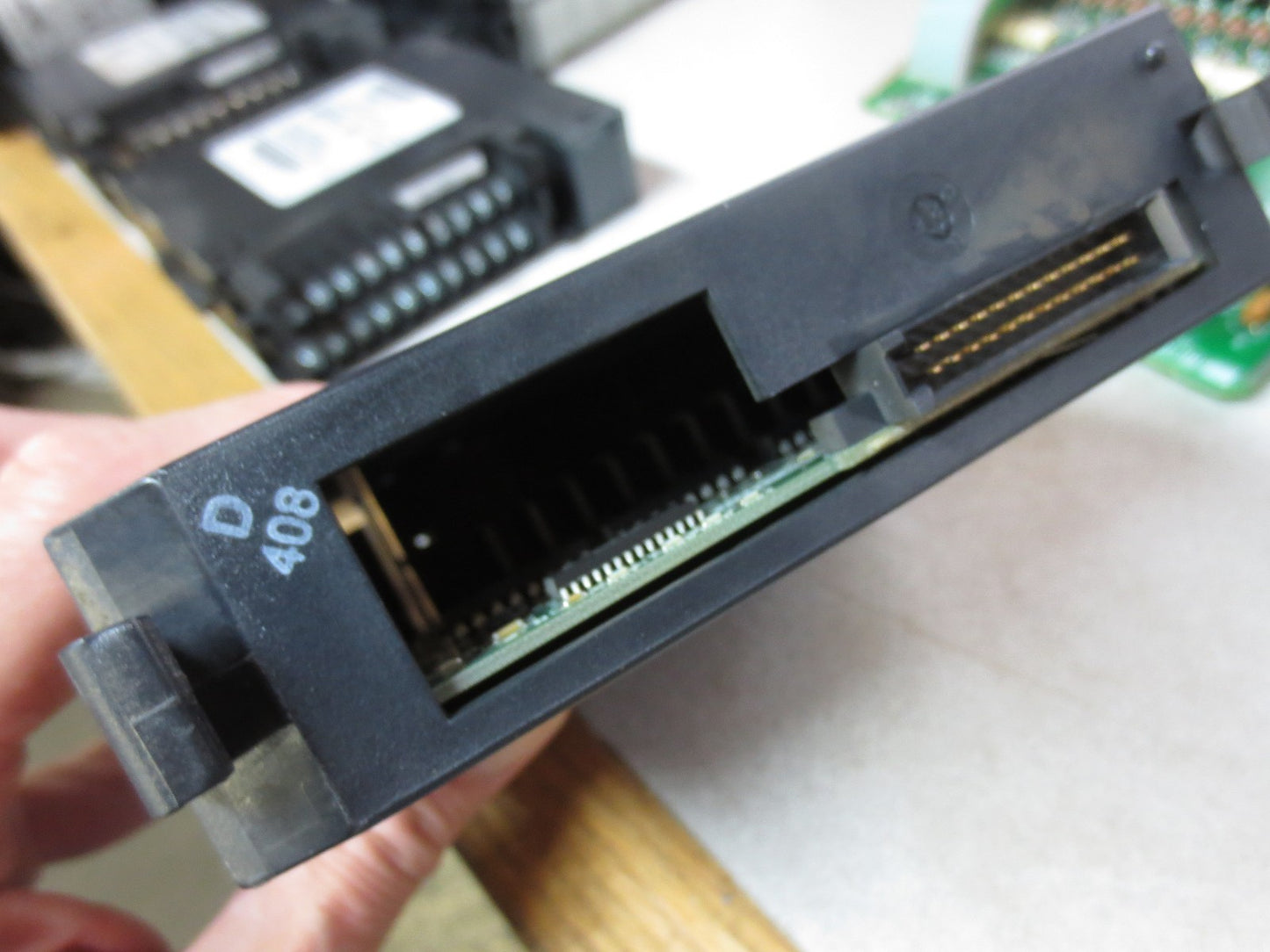 GE FANUC IC693MDL740G OUTPUT MODULE, 12/24VDC 0.5A 16PT POS - NO "COVER" 4