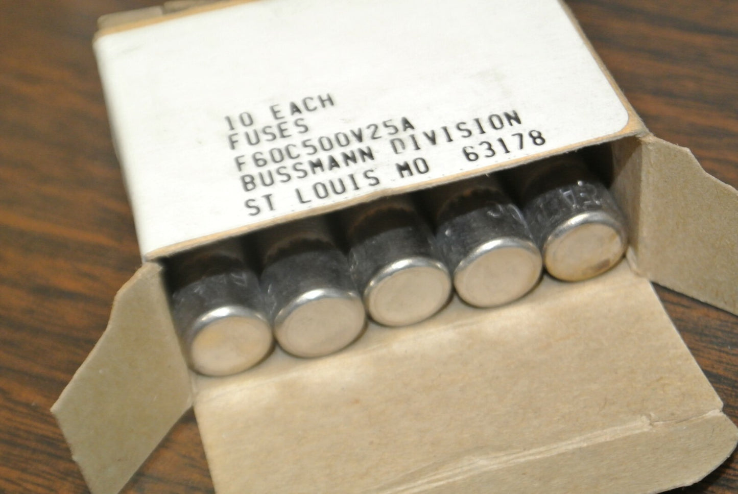 LOT of 5 / BUSS / BUSSMANN F60C500V25A FUSES / 25A / 500VAC2