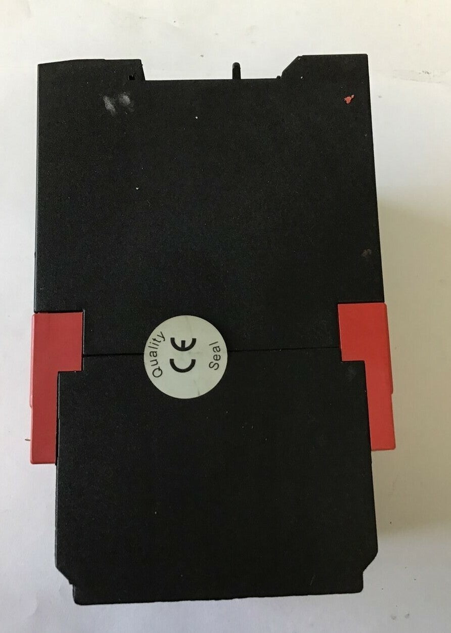 TELEMECANIQUE XPS-AMF 24V SAFETY RELAY 7