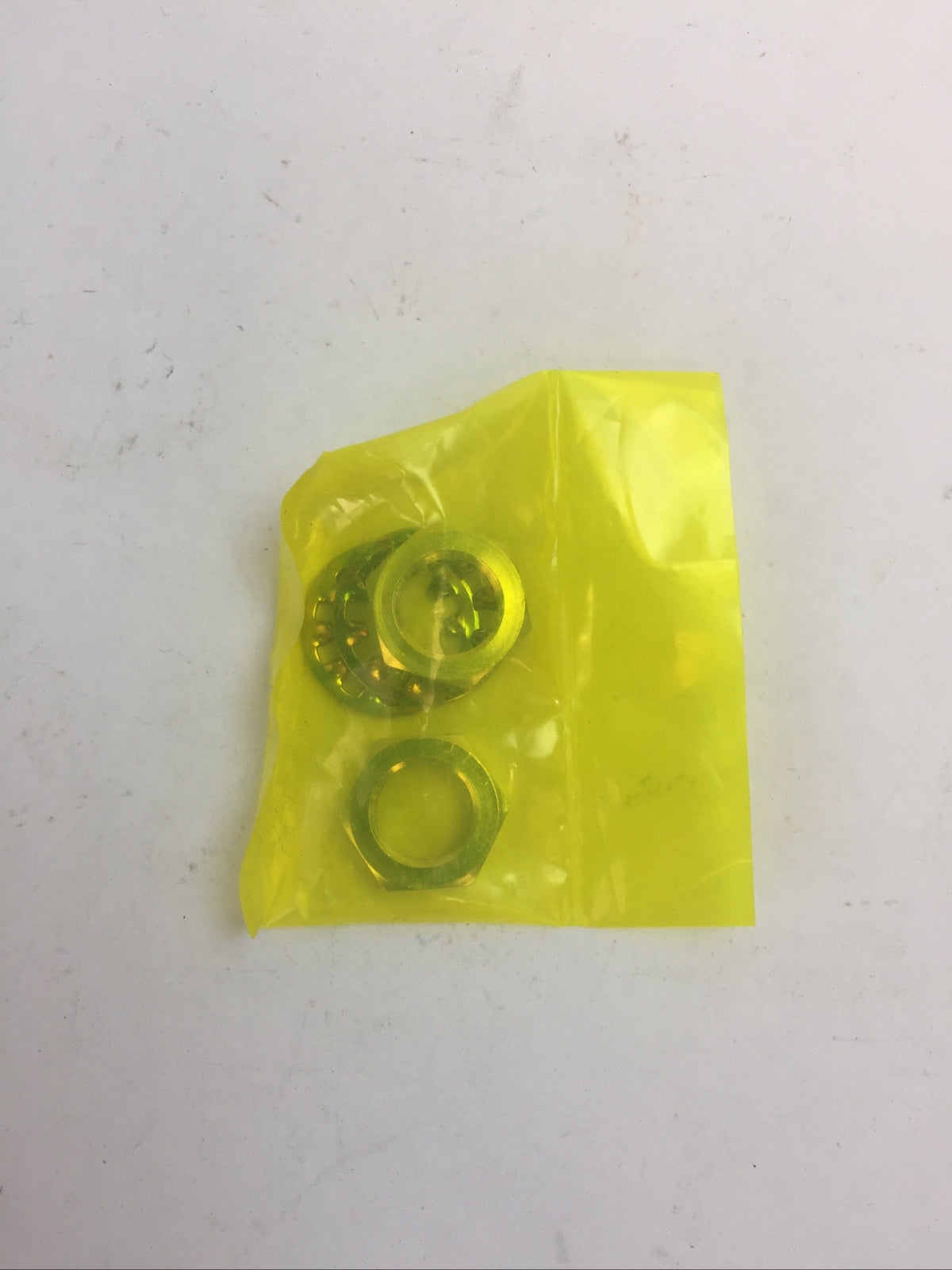 OMRON TL-X2Y1 PROXIMITY SWITCH 45-260VAC 200mA5