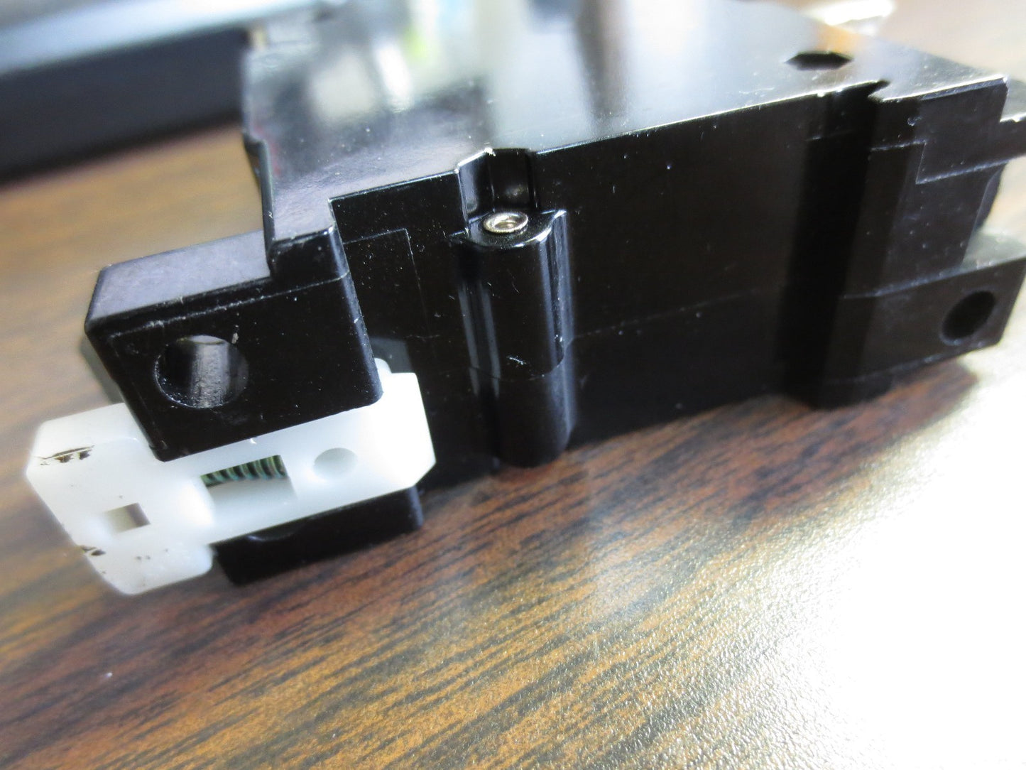 HITACHI CP31-A CIRCUIT PROTECTOR 30A 220VAC 1-POLE DELAY No. S4