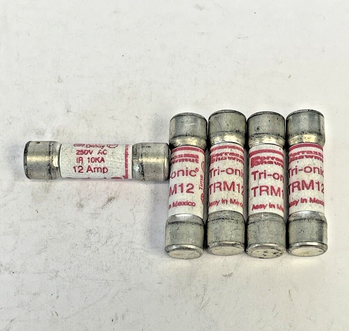 FERRAZ SHAWMUT *LOT OF 5* - TRM12 - 12 AMP, 250 VAC, TIME-DELAY, TRI-ONIC FUSES3