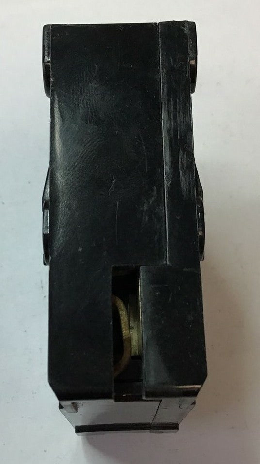 CHALLENGER C130 120/240VAC TYPE HCAR 1POLE ***LOTOF5***7