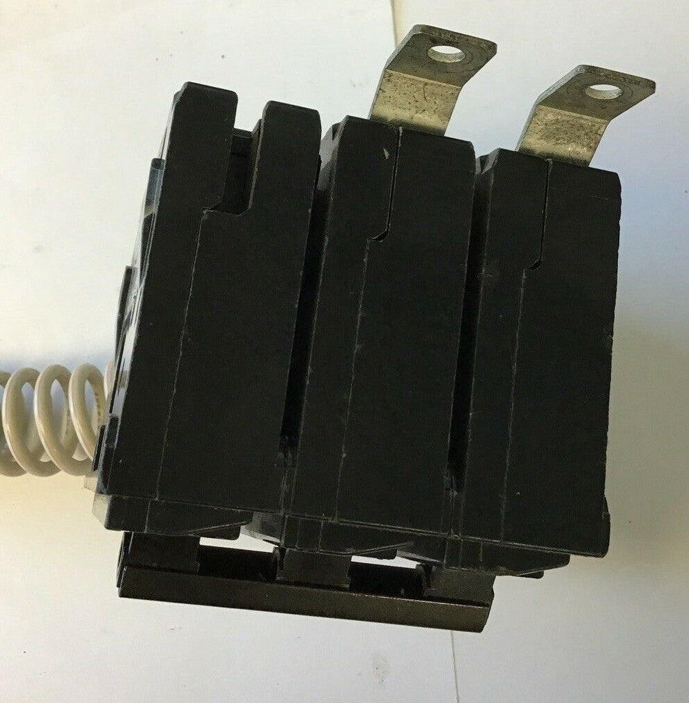 SIEMENS BG330 CIRCUIT BREAKER 2POLE TYPE BL 120/240VAC 5