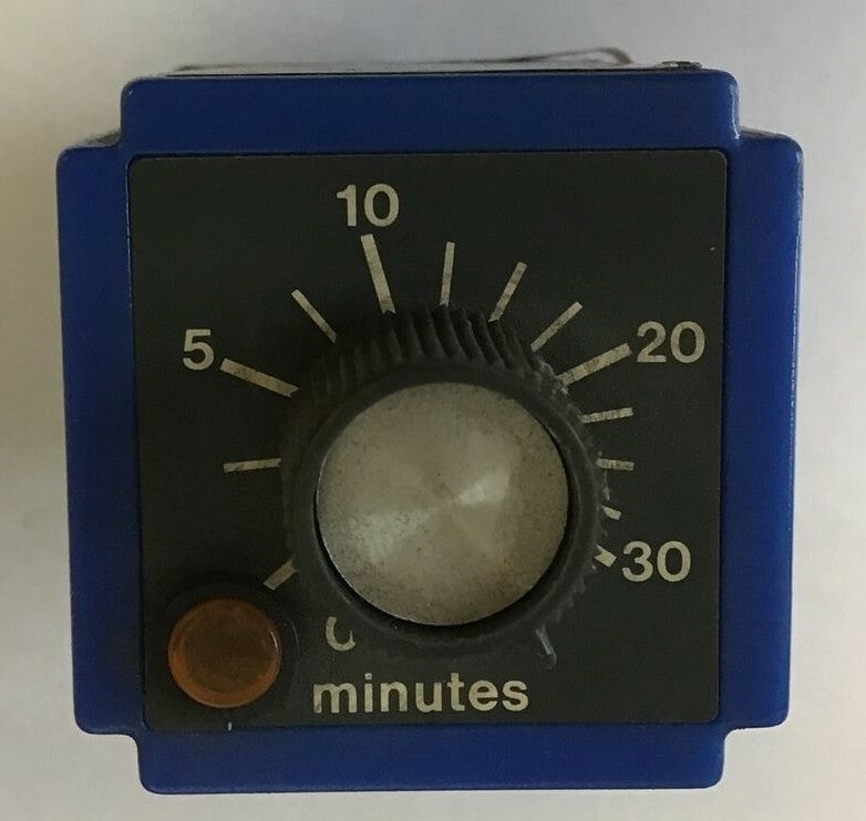 ATC 319 TIME DELAY RELAY 319B01601C 5 AMP 120/240VAC 0-30MIN 7