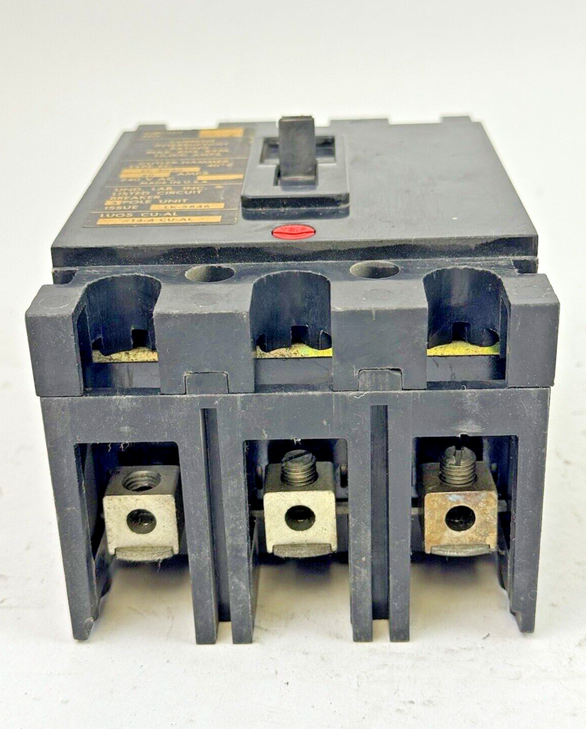 CUTLER-HAMMER / EATON - EC3040 - CIRCUIT BREAKER - 40A/ 240 VAC/ 3 POLE7