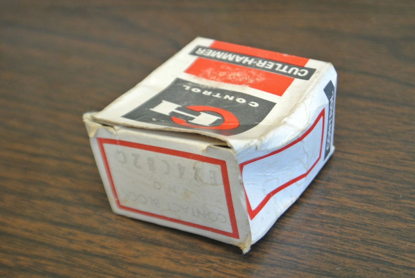 CUTLER-HAMMER E24CB20 CONTACT BLOCK / 2 N.O. CONTACTS / NEW SURPLUS5