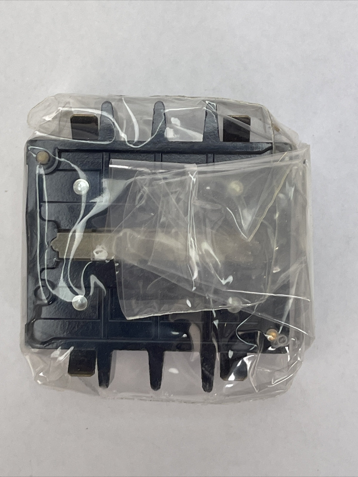 FURNAS 46ZB02 CONTACT BLOCK 300VAC 10AMP PILOT DUTY 2N.C. (LOT OF 2)6