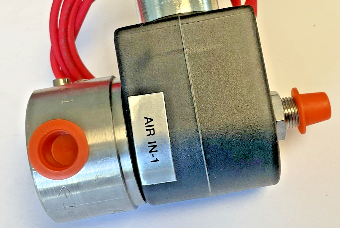 PARKER FLUID CONTROL 71315SN2ENR1N0H111C2 VALVE 24VDC 250PSI 10WATTS 1720KPA6