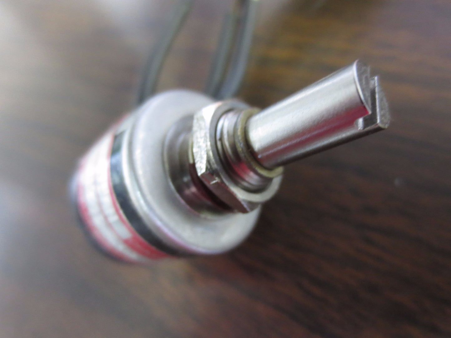 MAUREY INSTRUMENT CORP. 87-H679-202 POTENTIOMETER - 10-TURN - 2K OHMS +/- 5% - 4