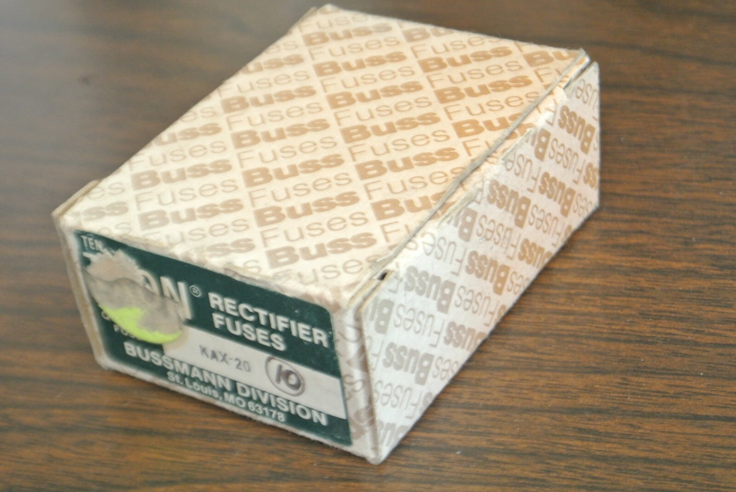 BOX of 10 / BUSS KAX20 RECTIFIER / SEMICONDUCTOR FUSE / 20A / 250V / NEW SURPLUS5