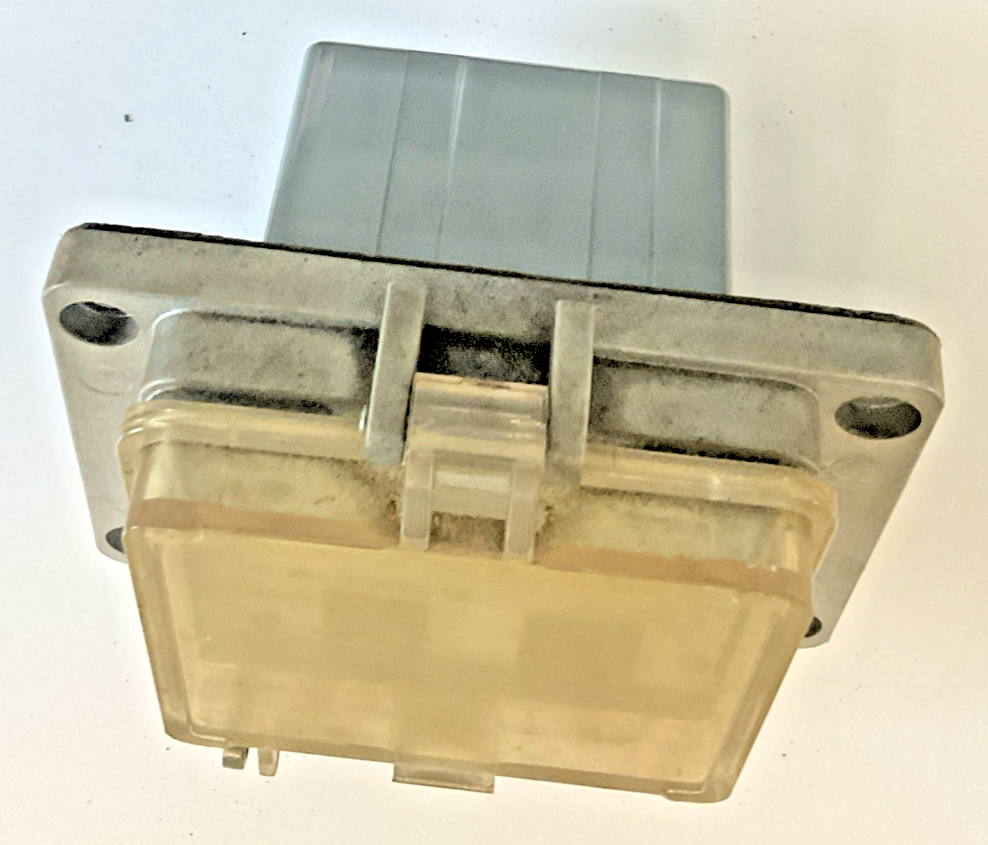 GRACEPORT P-R2-K4RF3 INTERFACE 120VAC 3A GFCI INSIDE-OUTLET6