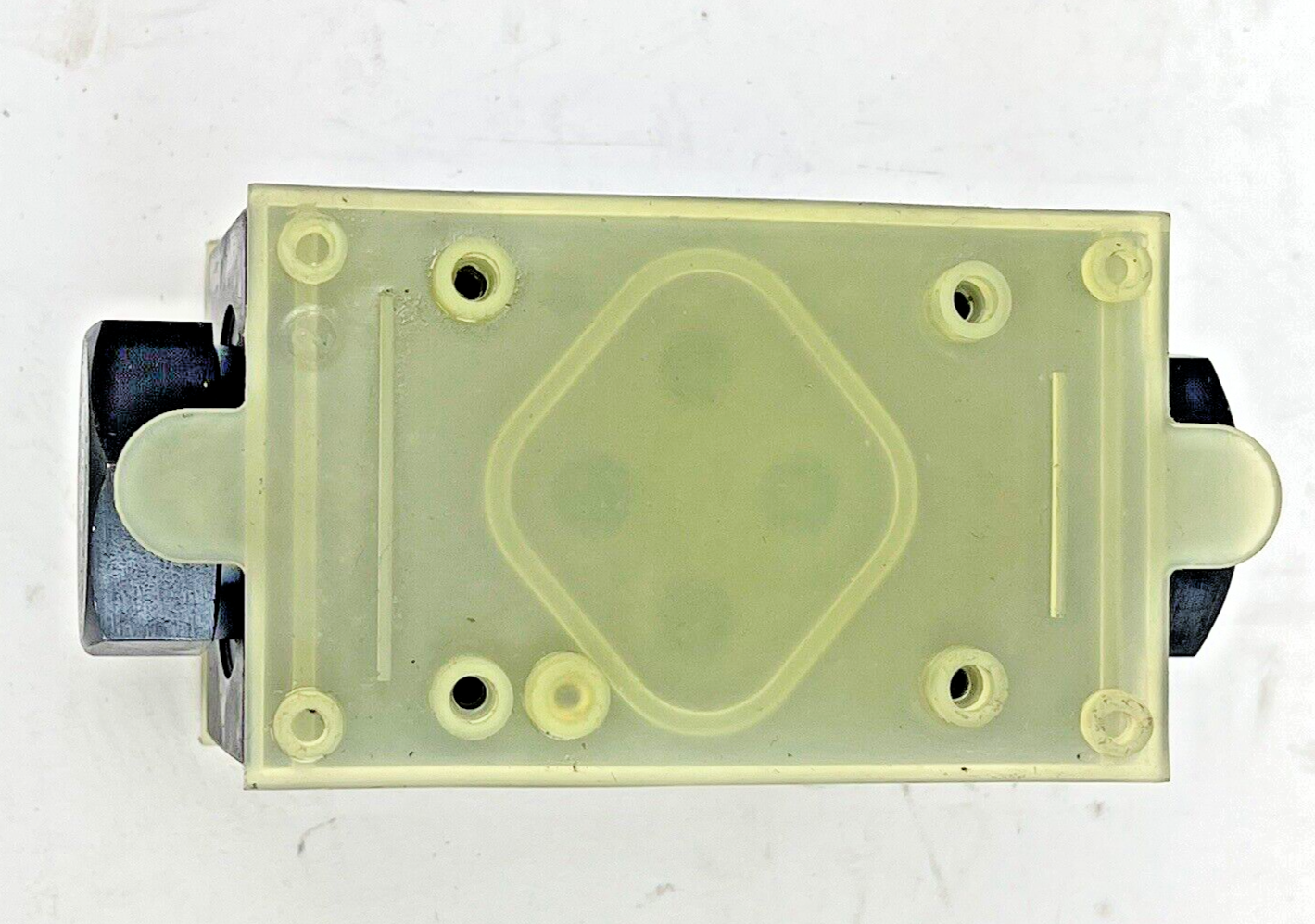 EATON - VICKERS - DGMPC-3-ABK-BAK-41 - PILOT OPERATED CHECK VALVE - 6944007