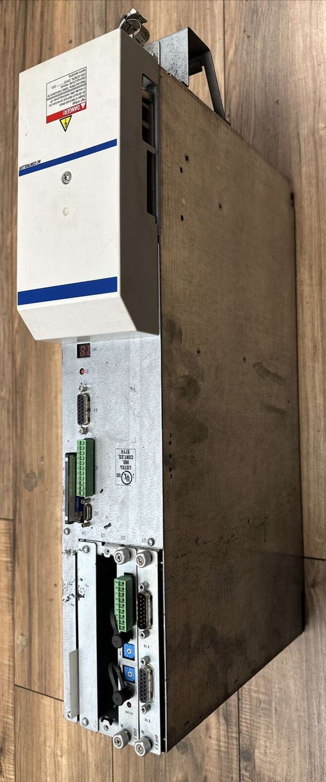 INDRAMAT HDS03.2-W100N SERVO DRIVE CONTROLLER OUTPUT 500VAC 50A INPUT 530-670VDC5