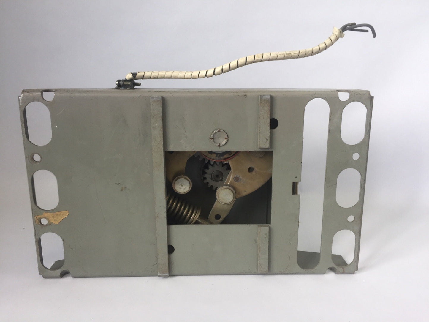 GOULD I-T-E TELEMAND T02-P240 240V 5A ELECTRICALLY OPERATED MECHANISM FOR MOLDED6