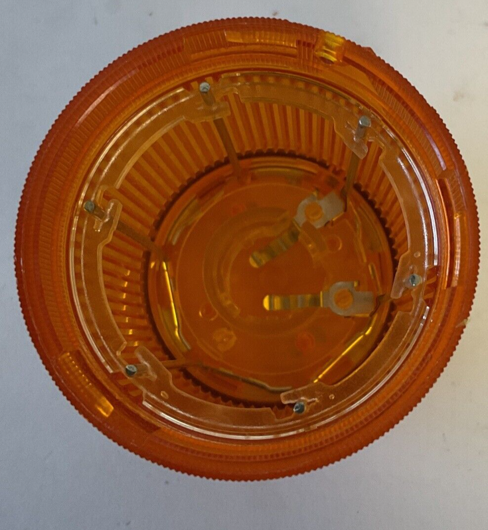 ALLEN BRADLEY 855E-24DN5 24VAC/DC SER.A STEADY INCANDESCENT 7W ***LOTOF6***4