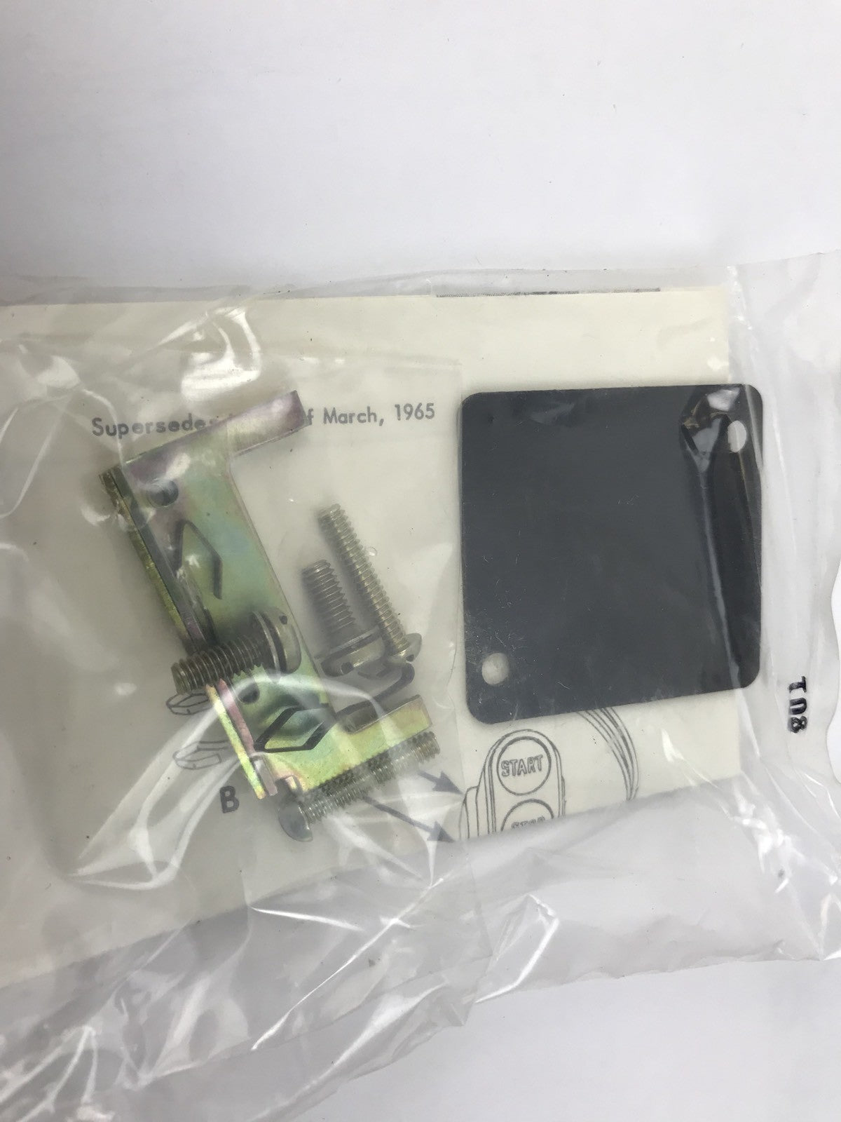 Furnas 50BB9488 HOA Hands Off Auto Selector Switch3