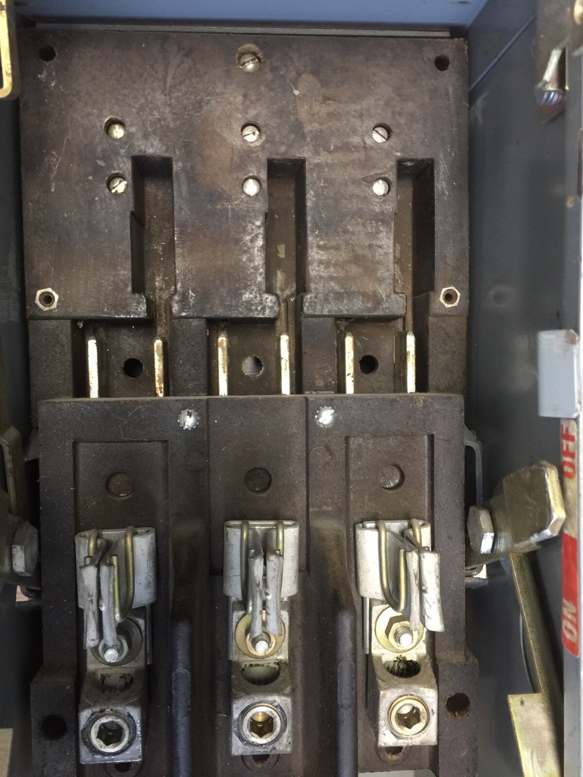 SQUARE D PQ-4220 I-LINE BUSWAY UNIT 200AMP 480VAC 3PH 4W 50HP SER 1A11