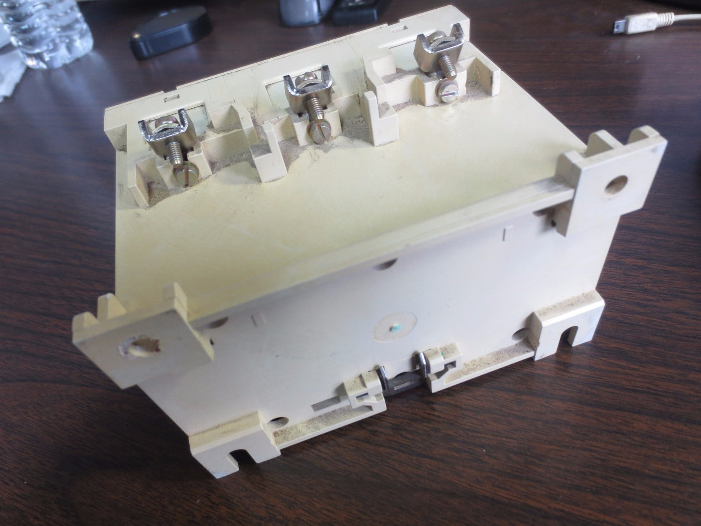 ALLEN-BRADLEY 825-MCM20 Ser. A - CONVERTER - 600V, 50/60 Hz, 20A5