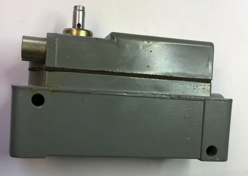 SQUARE D 9007 B54B2 HEAVY DUTY LIMIT SWITCH SERIES C 5