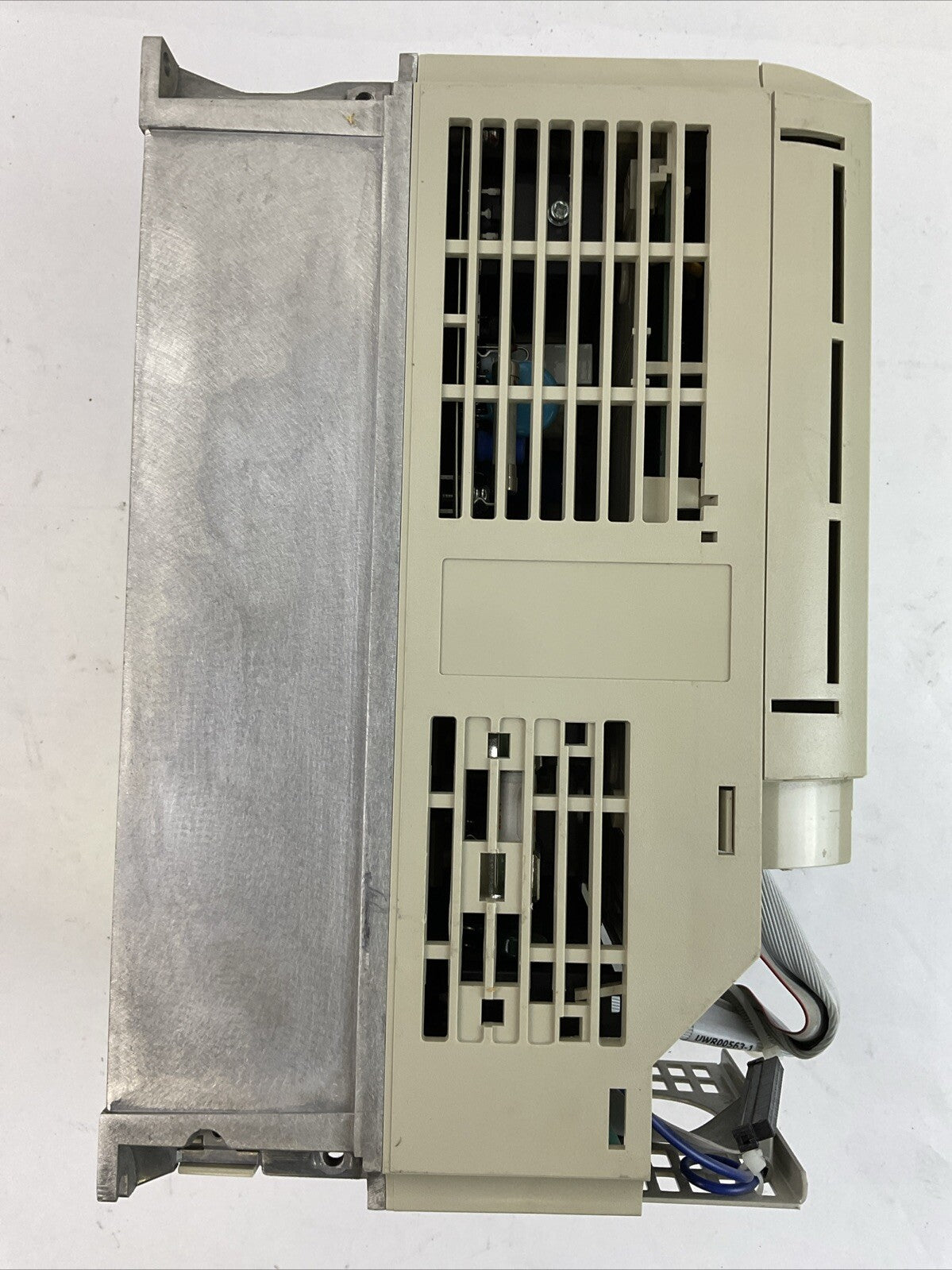 YASKAWA CIMR-E7U42P2 VARISPEED E7 AC DRIVE 480VAC 3PH6