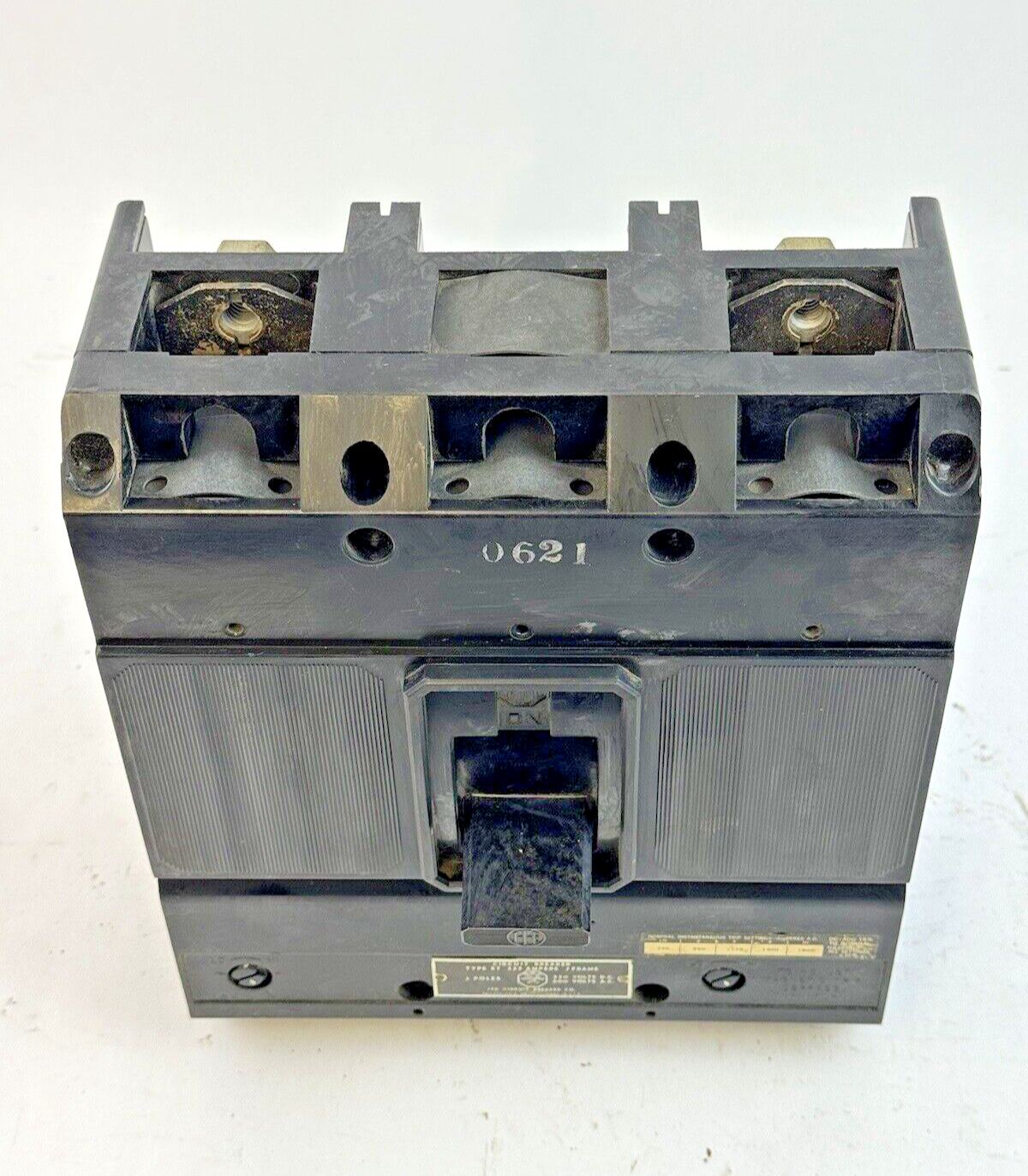 ITE - ET5905 - MOLDED CASE ET-225 CIRCUIT BREAKER - 175 A, 2 POLE, 600 VAC8