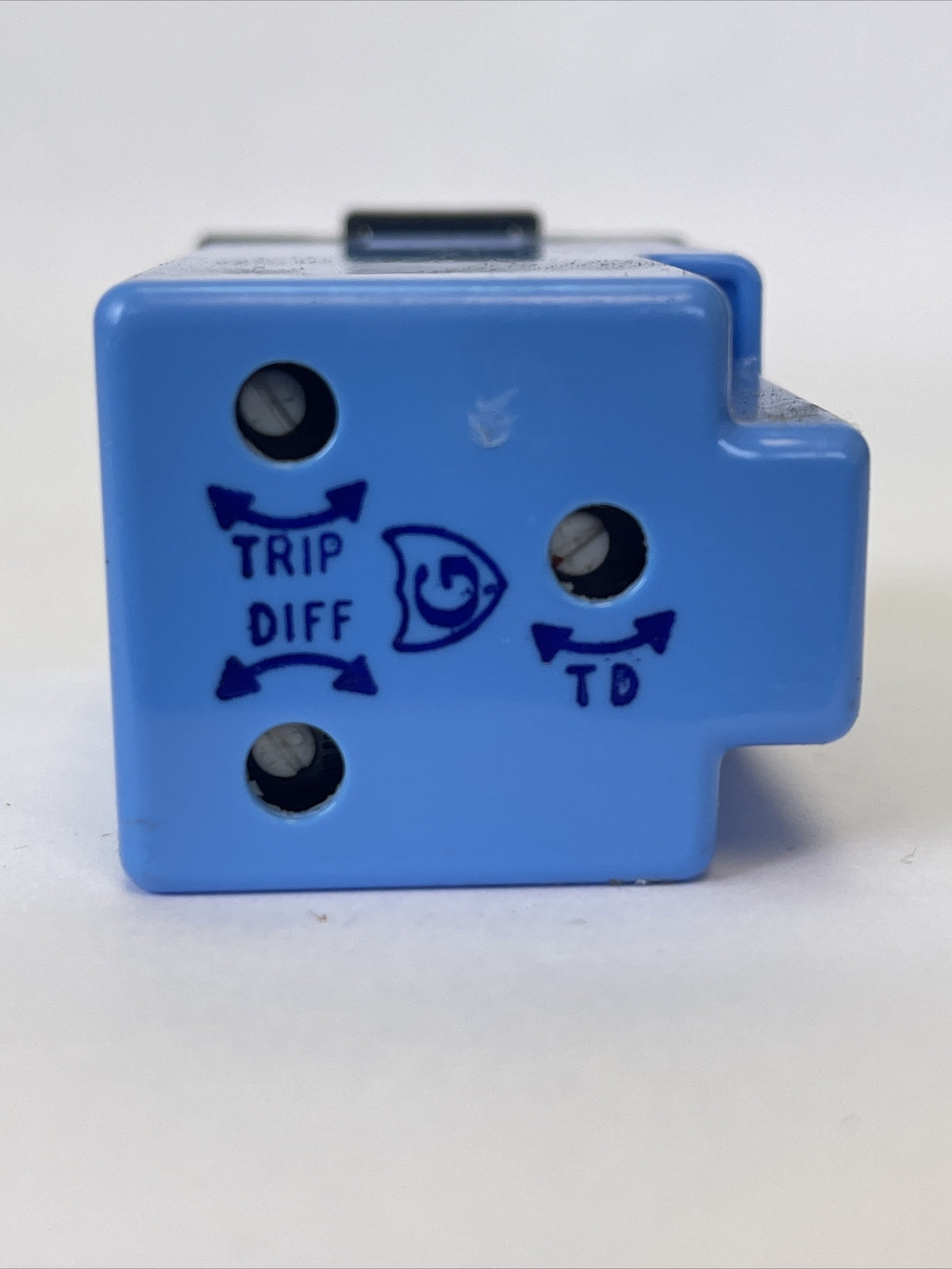 GUARDIAN ELECTRIC IR-CS1-220 CURRENT SENSOR 115VAC SENSING RELAY 10A RES@115VAC6