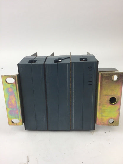 ABB OESA-F30J6 DISCONNECT FUSIBLE SWITCH 3 POLE 30 A 600 V