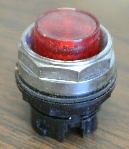 CUTLER-HAMMER E22TR ILLUMINATED OPERATOR EXT. BUTTON / RED / NEW SURPLUS