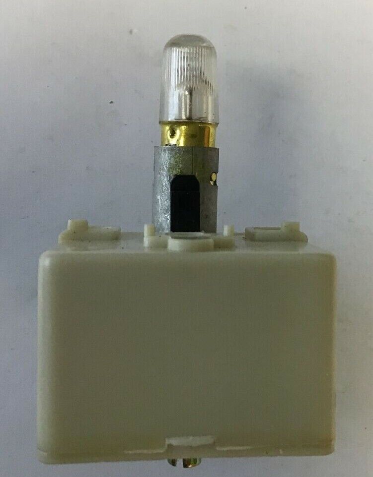SQUARE D 9001-KM-14 OILTIGHT LIGHT MODULE 480VAC