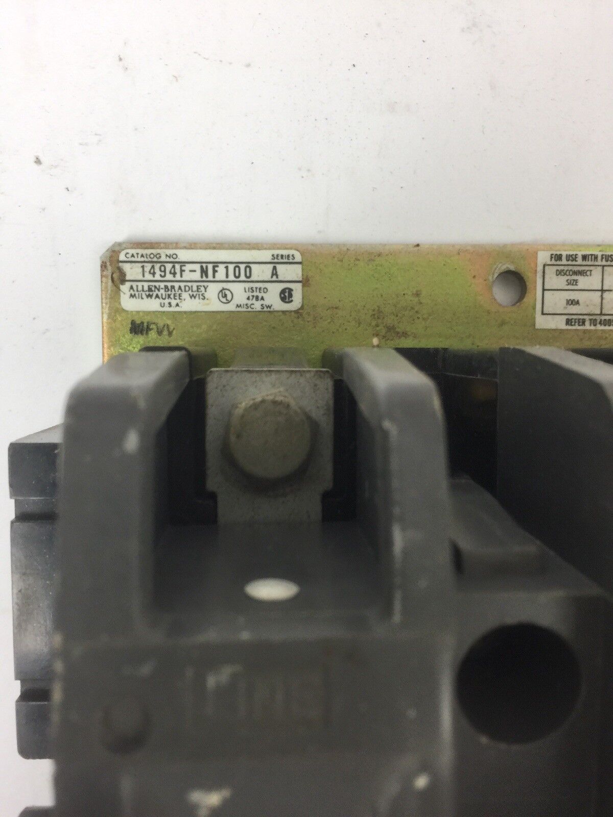 ALLEN BRADLEY 1494FNF100 DISCONNECT SWITCH 1494FC211 FUSE BLOCK ADAPTOR
