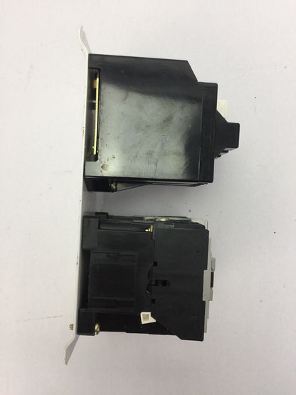 ALLEN BRADLEY 105-A09NDJ0V REVERSING STARTER 100-A09ND3 600VAC 9A 592-J0V16 W31