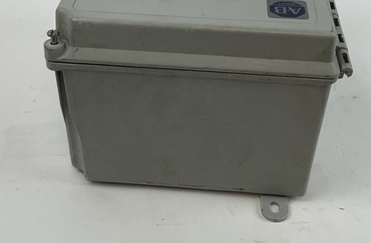 ALLEN BRADLEY 194R-KC30-1753-PY ENCLOSED MOLDED CASE SWITCH REV.3-65 SER.A