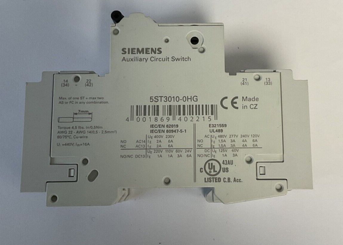 SIEMENS 5J4230-7HG41 CIRCUIT BREAKER 30A AUXILIARY CIRCUIT SWITCH