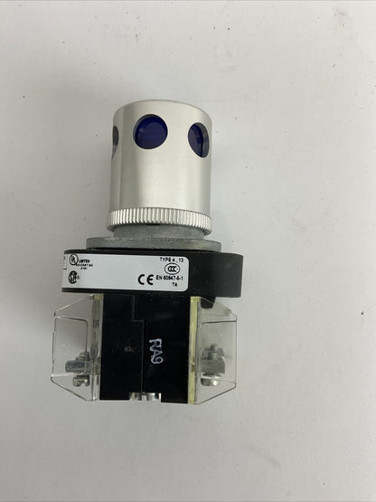 ALLEN BRADLEY 800T-QA24BD1 SER T  24V BLUE LENS ILLUMINATED TYPE 4,13