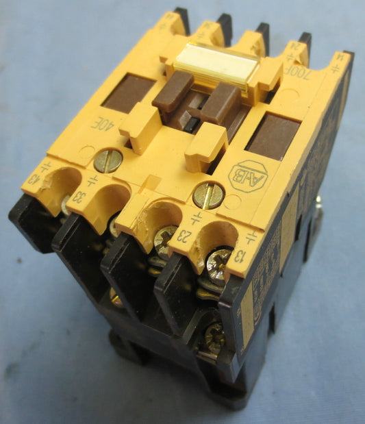 ALLEN-BRADLEY 700-F400A1 Ser. B CONTACTOR