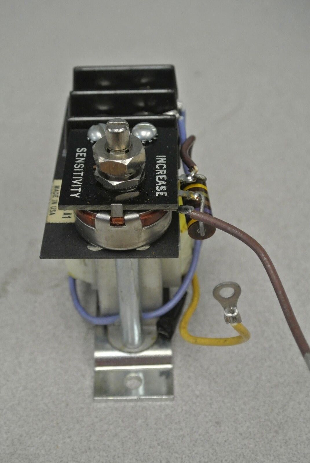 CUTLER-HAMMER D60LB2 AC LOAD RELAY / NEW SURPLUS