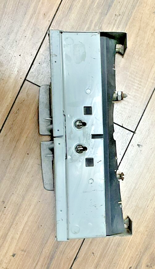 GOULD / ITE V2A2211LR TWIN PANELBOARD SWITCH 3HP 240/250VDC 30A 2POLE