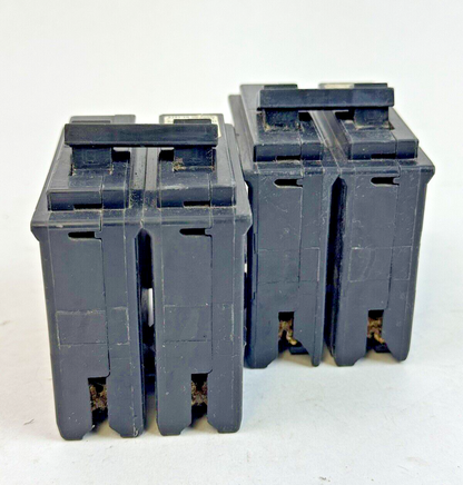 SQUARE D **LOT OF 2** HOM215 - CIRCUIT BREAKERS - 2 POLE/ 15 A/ 240 VAC