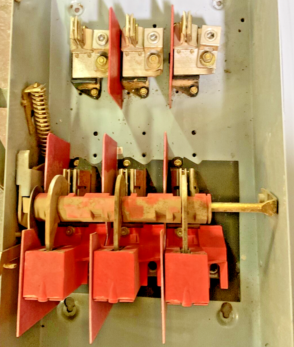 SQUARE D H364 SAFETY SWITCH SER.E2 200A TYPE 1 600VAC/DC 3PH