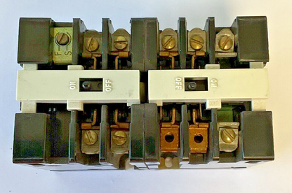 GENERAL ELECTRIC CR122A04731AA INDUSTRIAL RELAY 50HZ 300VAC 10A