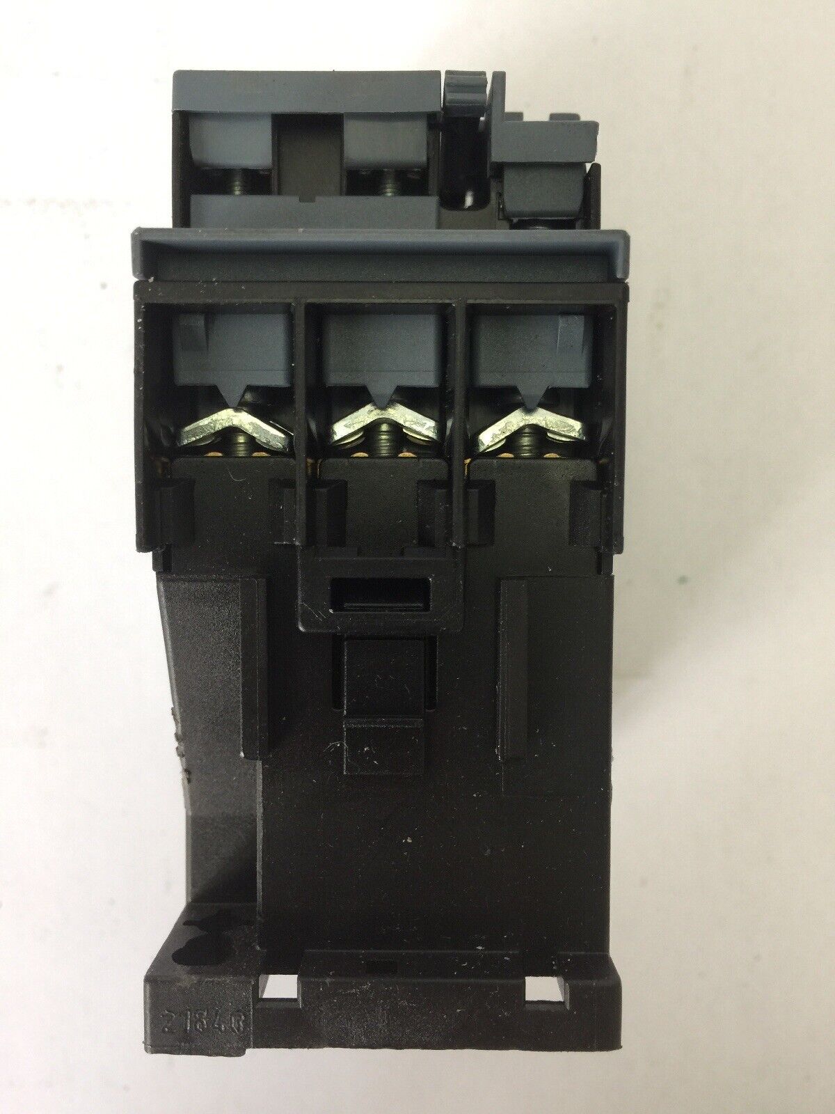 SIEMENS 3RT2023-1AN20 CONTACTOR 600VAC 3 POLE SIRIUS G/131119*E02* 220V 50/60HZ