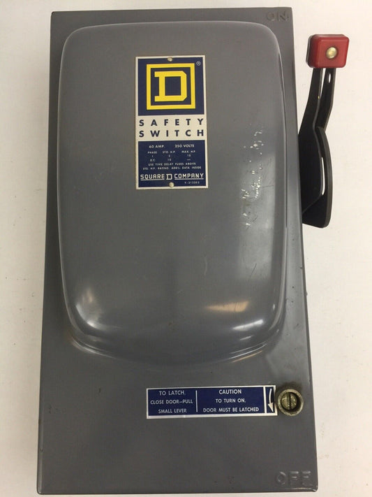 SQUARE D H322A FUSIBLE SAFETY SWITCH SERIES A2 240VAC 250VDC 60AMP 10HP 3 POLE
