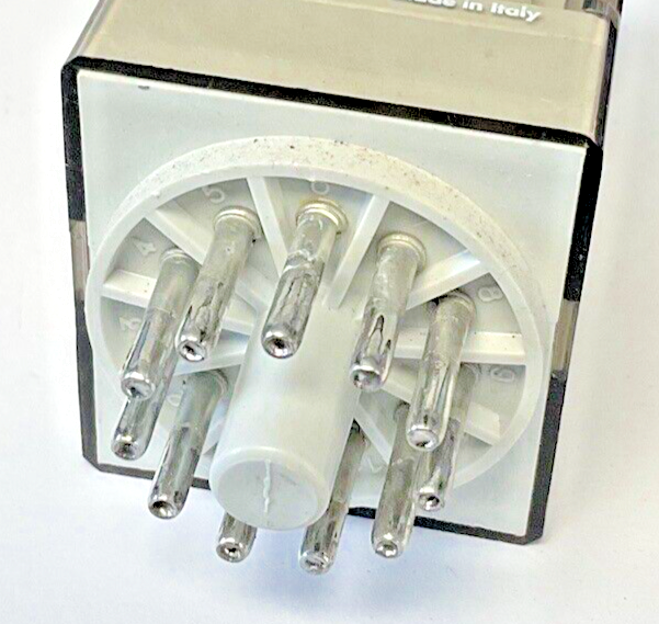 ALLEN BRADLEY 700-HA33A1 RELAY SER.D 120VAC 10A ***LOTOF3***