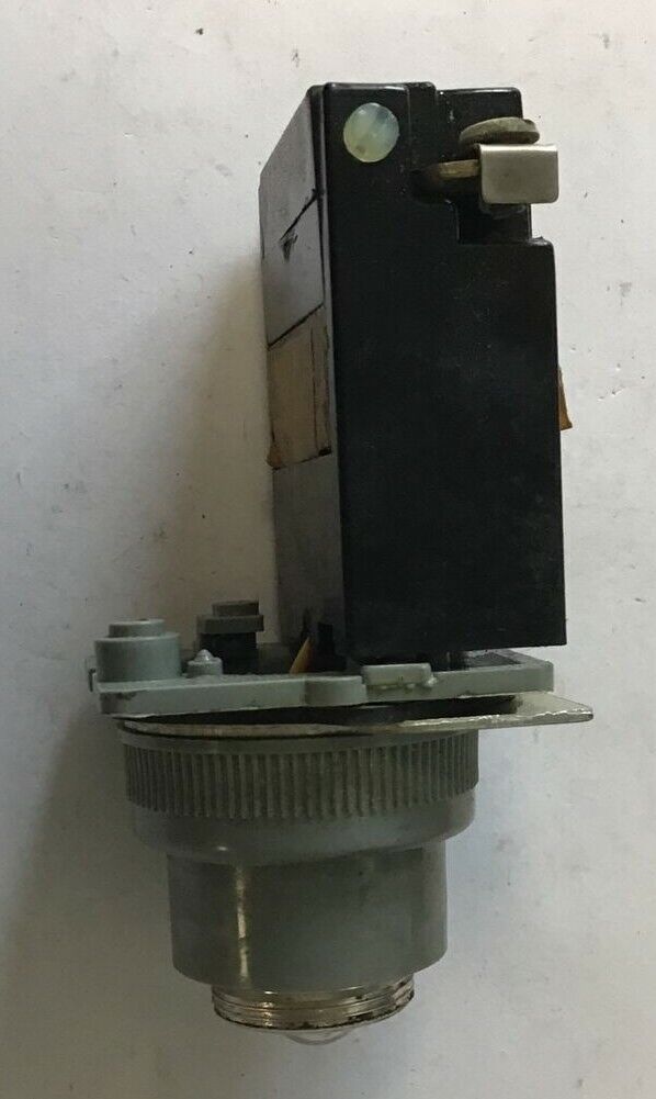 REES L992AB PUSHBUTTON START ILLIMUNIATED 4300-999/ 949-6648 460V 60CY