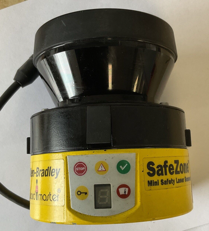 ALLEN BRADLEY 442L-SFZNMN GUARDMASTER SAFE ZONE MINI SAFETY LASER SCANNER